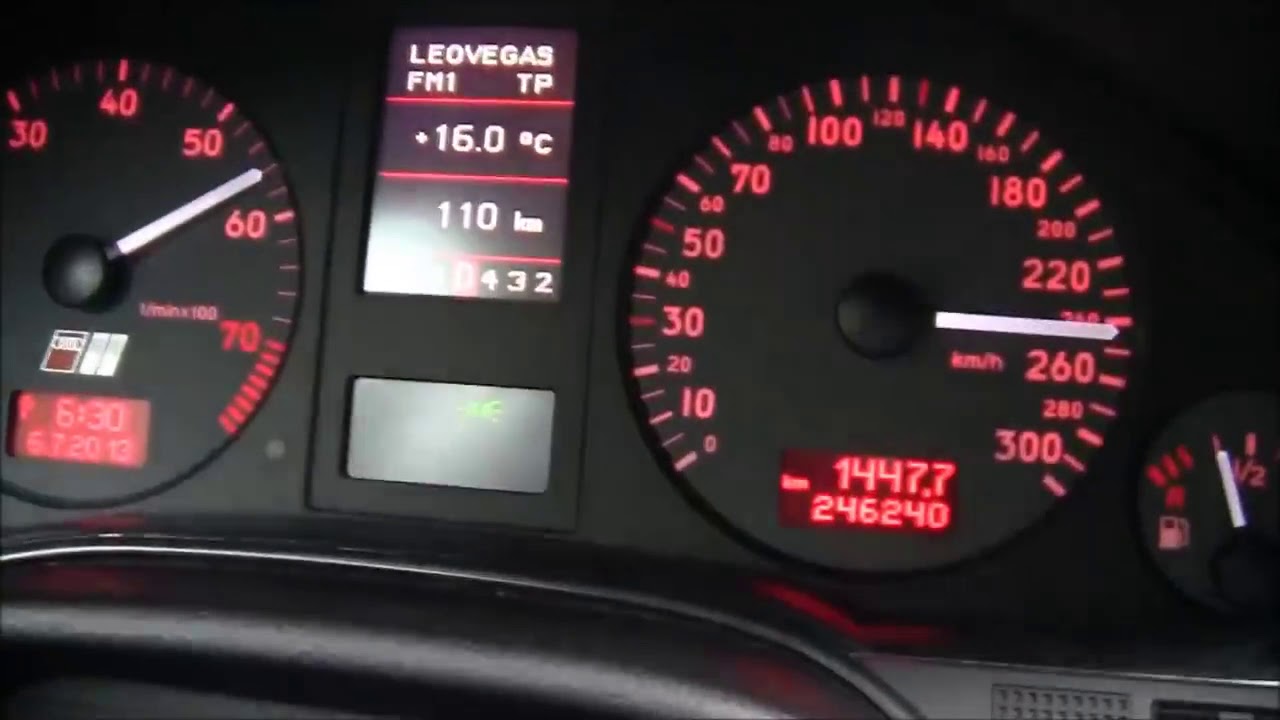 Audi S8 D2 Acceleration