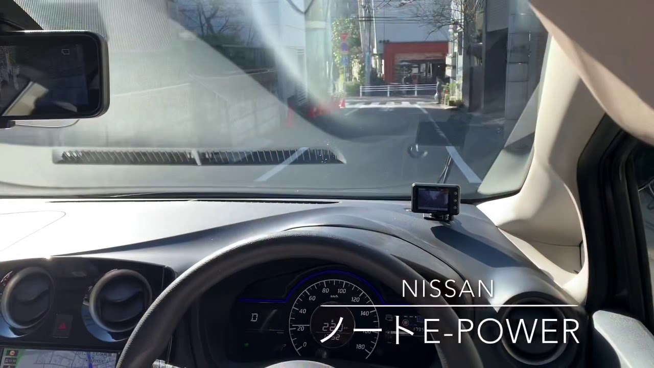 【2020,2,2】NISSANノートe-POWER スマート・ルームミラーは最初違和感、今ハッキリ見えてとっても良い❗️見え過ぎるくらい見える。後ろのドライバーの顔までも・・