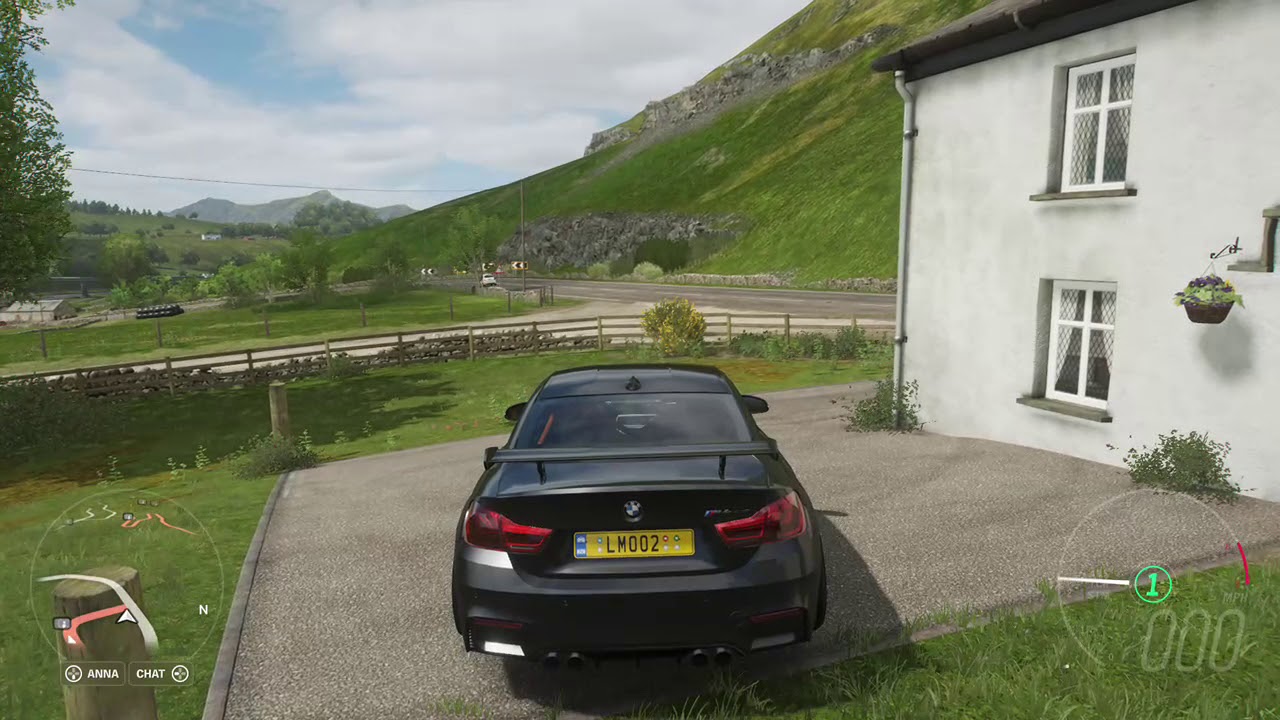 Fh4-ndriving a 2016 BMW m4 Gts