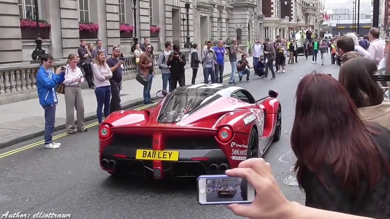 ferrari laferrari supercar drifting mode and big burnout