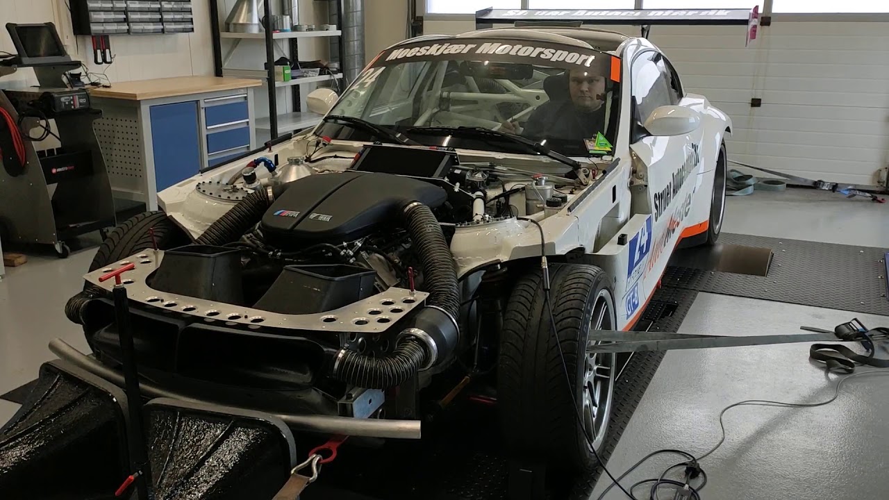 BMW Z4 V10 Racecar on our dyno