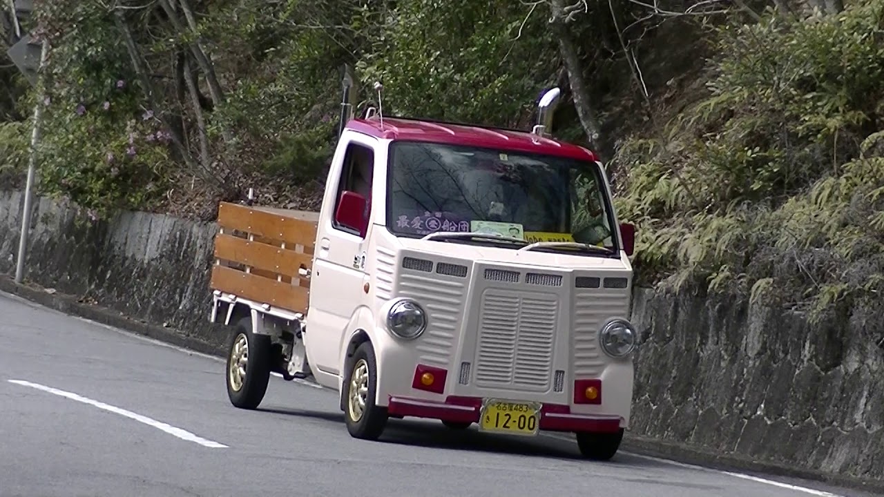 昌神会交通安全祈願　デコトラ退場②　ラッパ・街宣