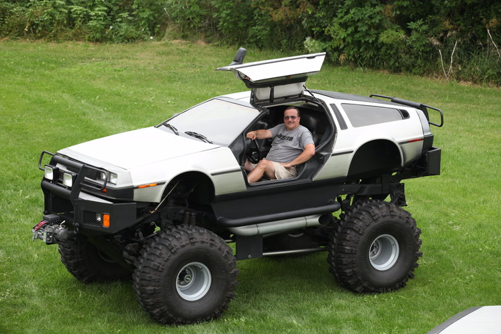 Man Transforms Back To The Future Cars Into Bizarre Creations | Ridiculous Rides